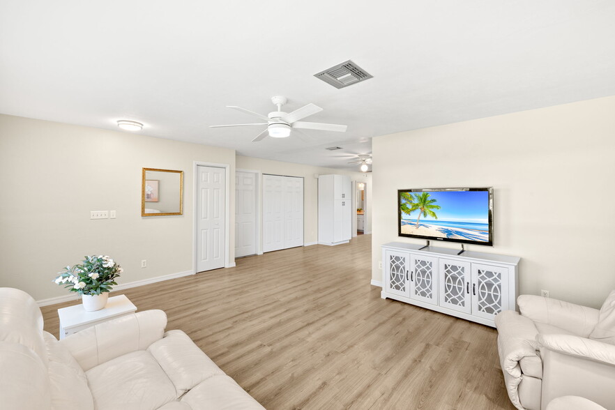 Living Room - 695 104th Ave N