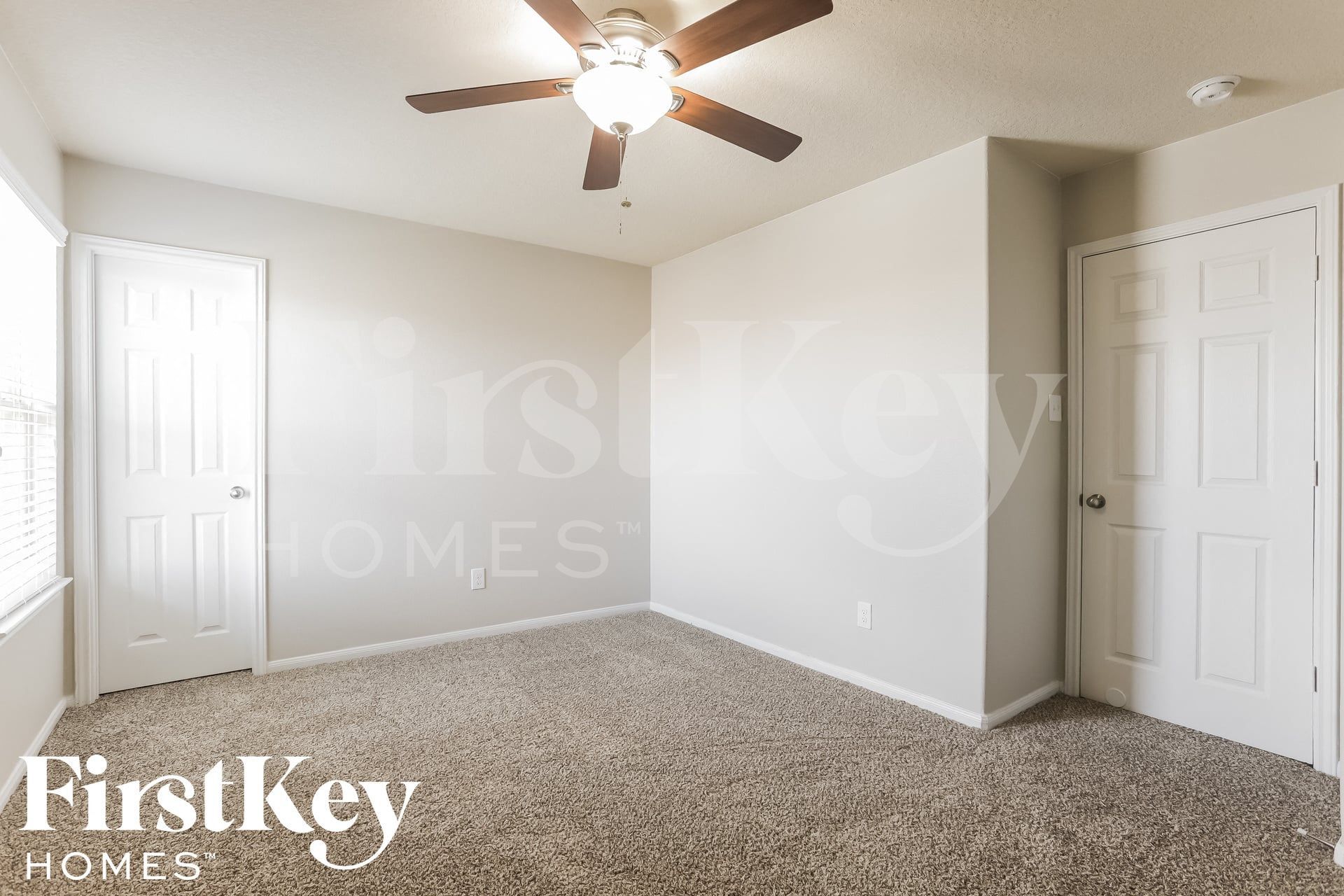 Building Photo - 9931 Knob Hollow Way