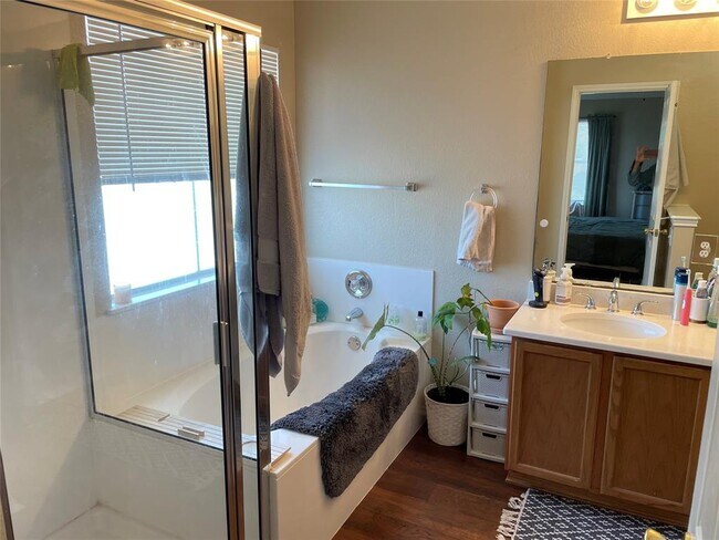 Building Photo - 813 Bull Creek Pkwy