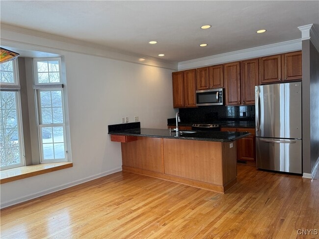 Building Photo - 5210 Hook Cir