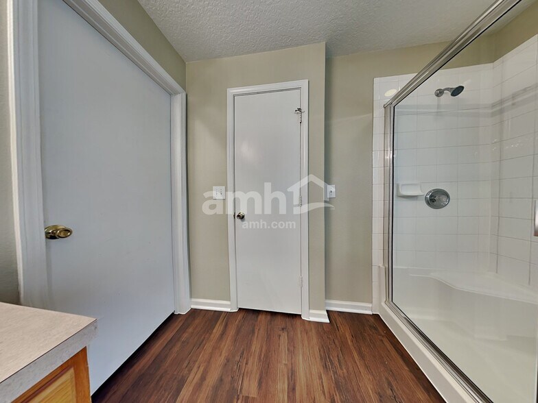 Building Photo - 5801 War Admiral Dr