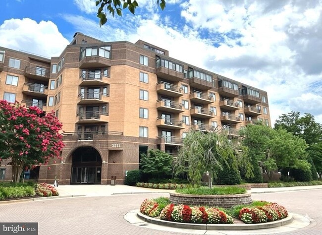 Building Photo - 2111 Wisconsin Ave NW