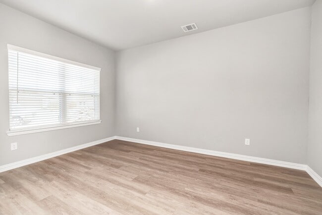 Building Photo - 4613 Aurora Glen Dr