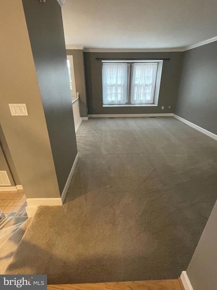 Building Photo - 8012 Merry Oaks Ct