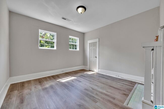 Building Photo - 2301 26th St Ensley