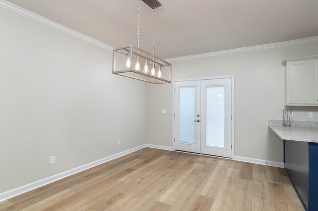 Building Photo - 2602 Harris Dr