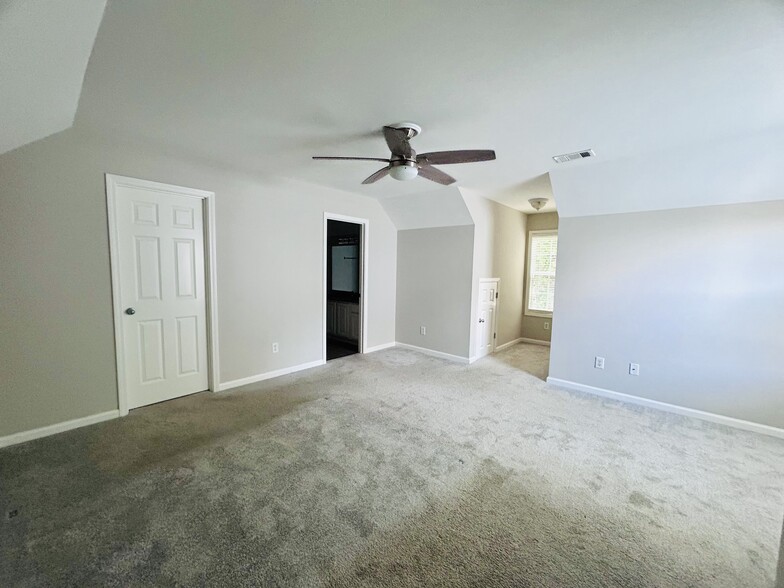 Bedroom 2 - 1135 Nashboro Blvd