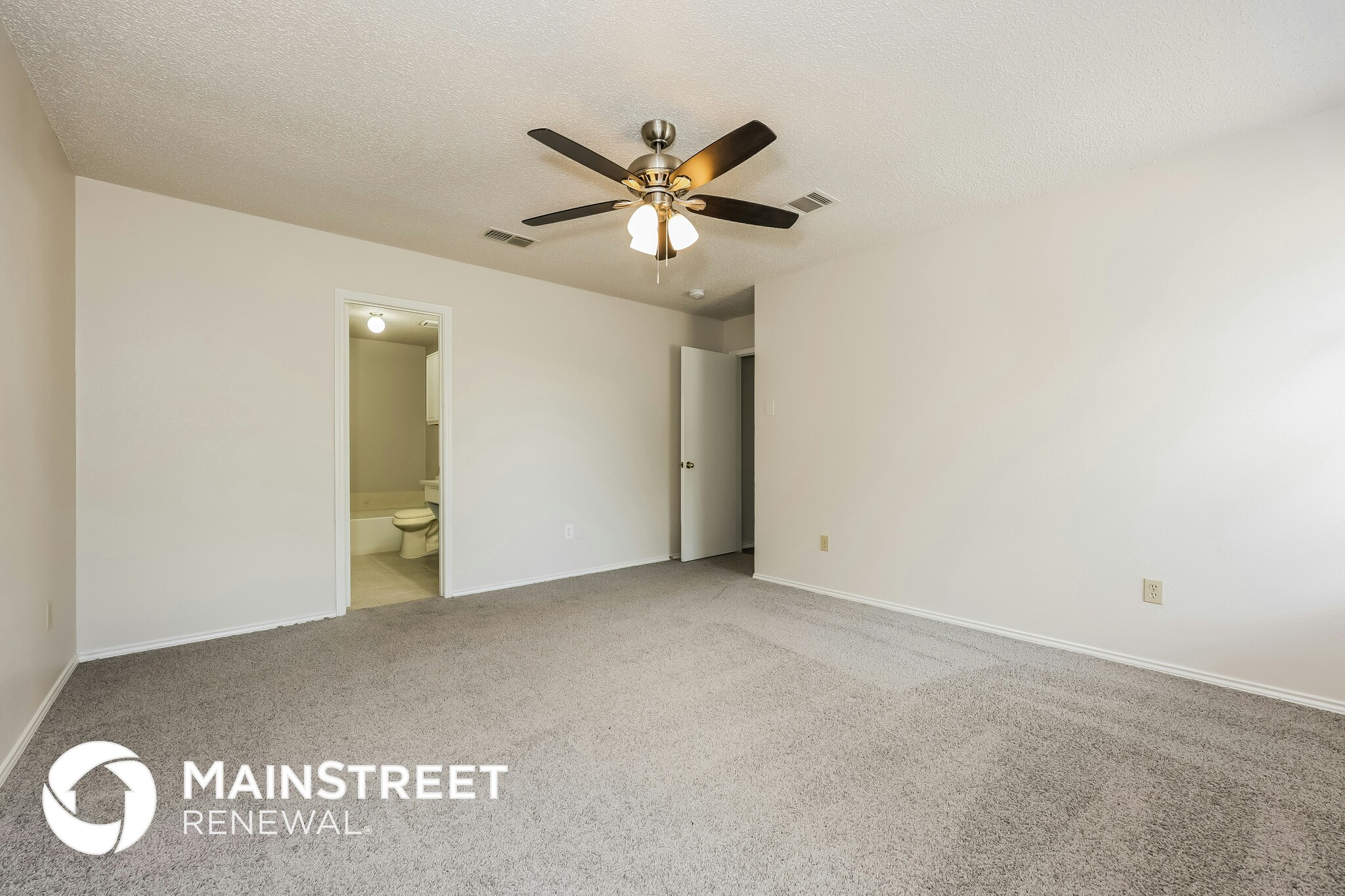 Building Photo - 10909 Hornby St