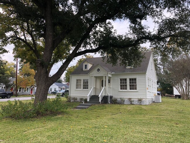 Primary Photo - 3 bedroom house in The Avenues of Huntsville