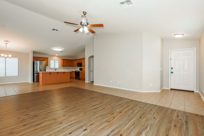 Building Photo - 39433 N Parisi Cir