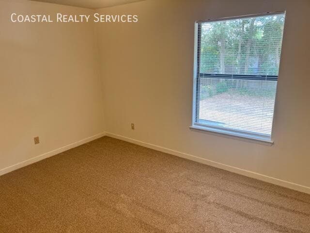 Building Photo - 25 Cape Dr NW