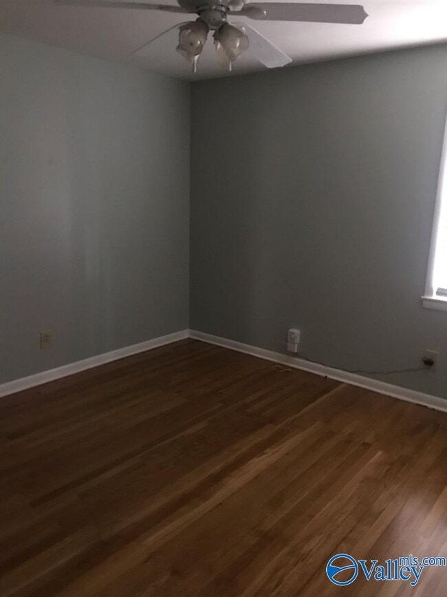 Building Photo - 7310 Chadwell Rd SW