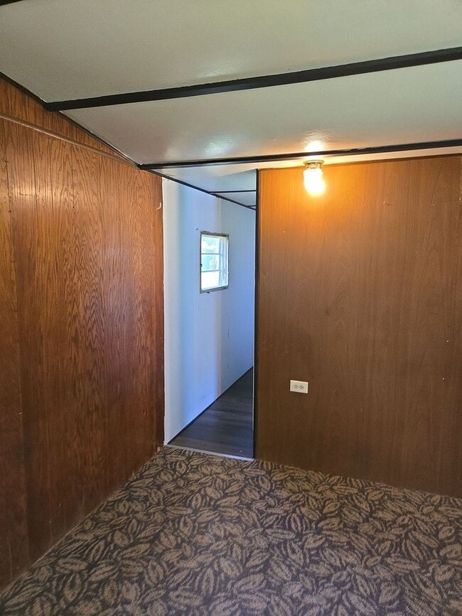 Building Photo - 2 Bedroom Mobile Home in Chambersburg – Pet Friendly with Off-Street Parking