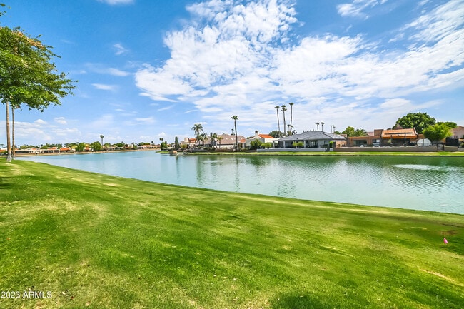 Building Photo - 8161 E Del Cuarzo Dr