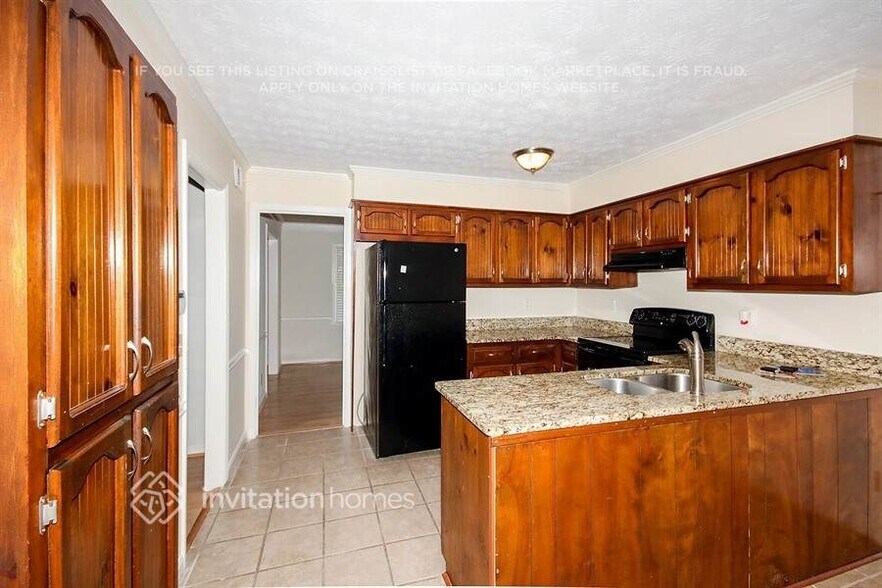Building Photo - 458 Glendale Ct SW