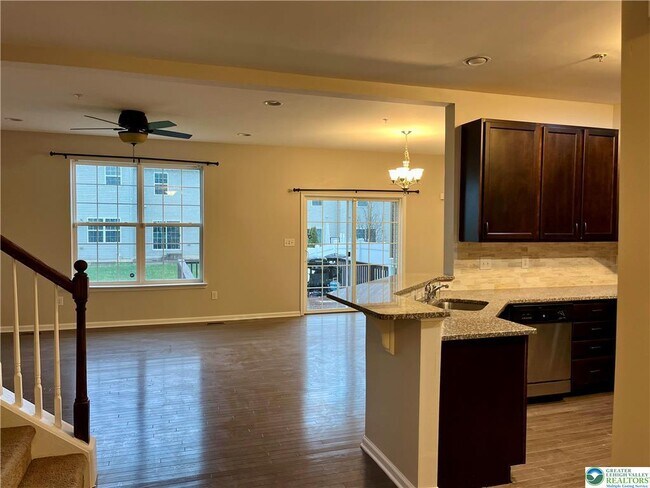 Building Photo - 5376 Jutland Rd