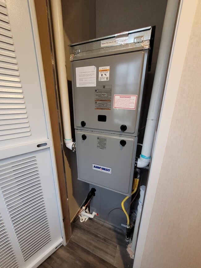 Building Photo - New 2 Bedroom Mobile Home-Denver