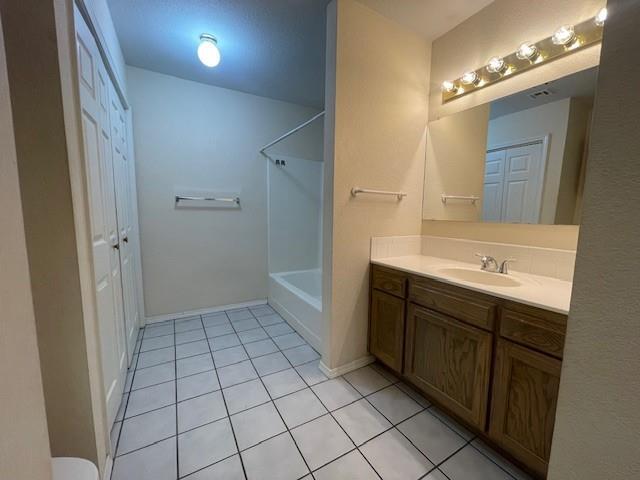 Building Photo - 5 Jonquilla Way