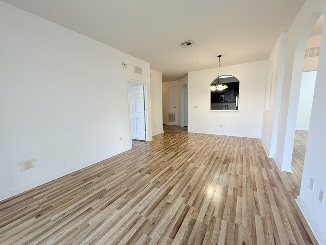 Building Photo - 3326 Robert Trent Jones Dr