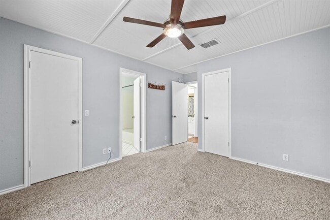 Building Photo - 13816 Golden Flax Trail