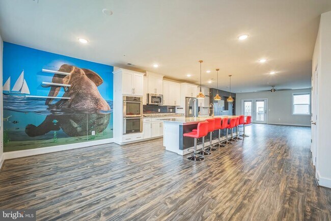 Building Photo - 44764 Tiverton Sq