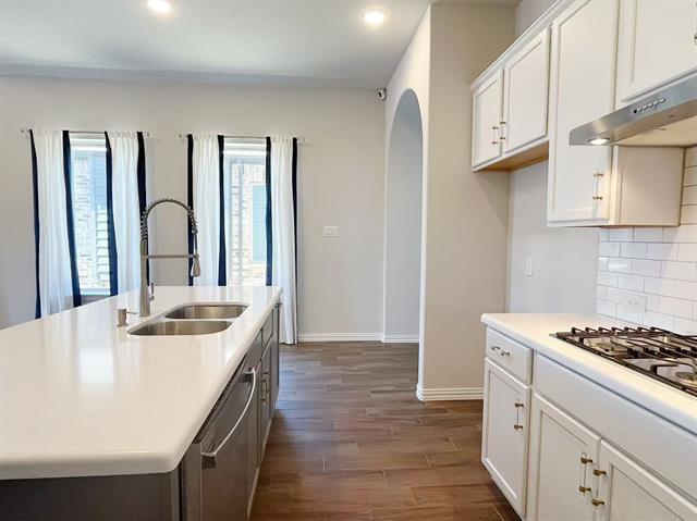 Building Photo - 816 Brenham Ave