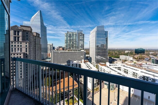 Building Photo - 3324 Peachtree Rd