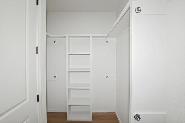 Building Photo - 10424 Tierra Santa Dr