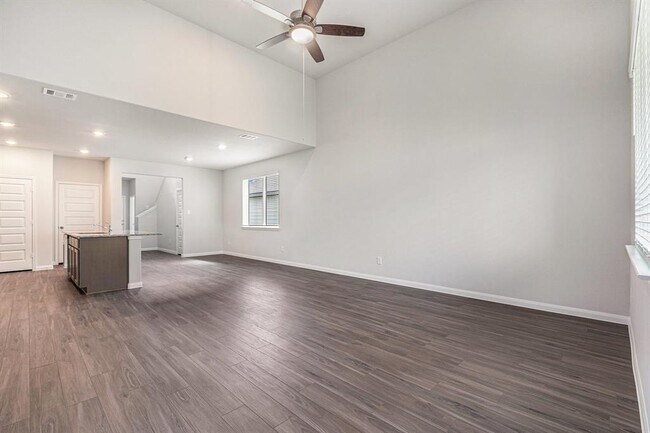 Building Photo - 13641 Goldeye Dr