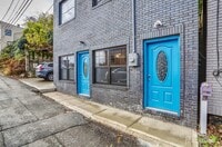 Building Photo - 9017 Riverside Pl