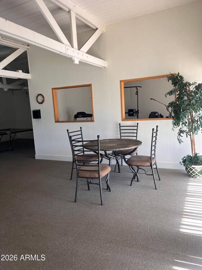 Building Photo - 7550 N 12th St