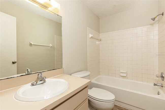 Building Photo - 2517 E Stanley Matthew Cir