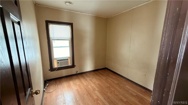 Building Photo - 42 Hartman Pl