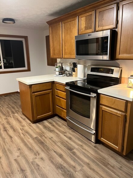 Building Photo - 4605 E Bixel Ct