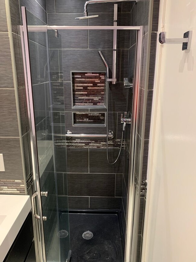 Building Photo - An Updated Leisure Village Home now available