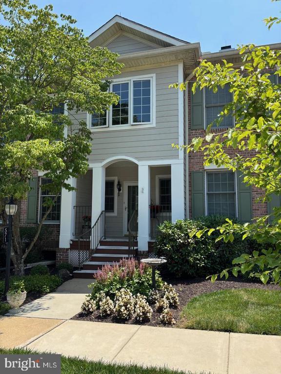 Building Photo - 571 Gramercy Ln