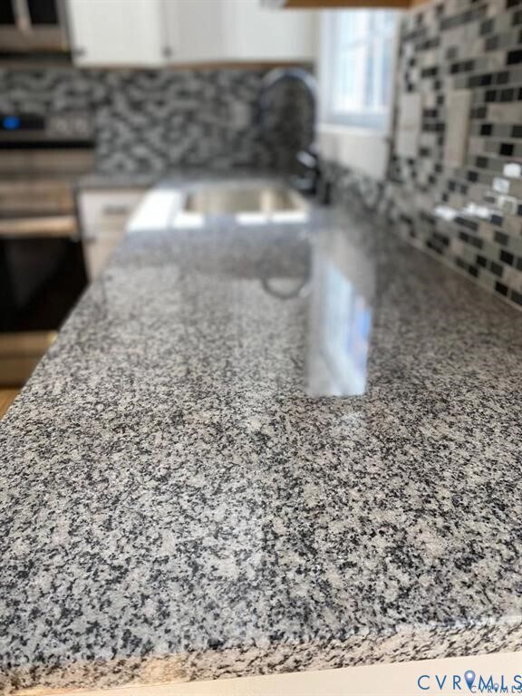 Building Photo - 746 St John Saint