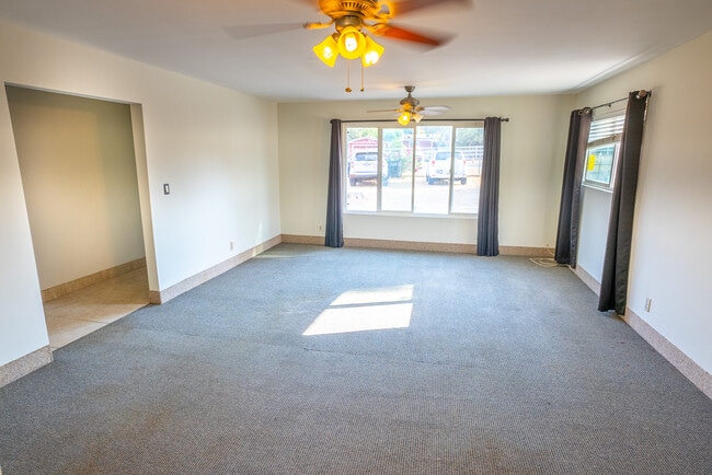 Building Photo - 20724 Palomar St