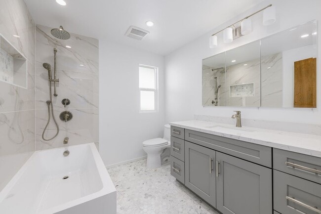 Building Photo - 4413 Don Felipe Dr