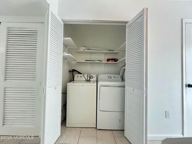 Building Photo - 29 Sawmill Rd