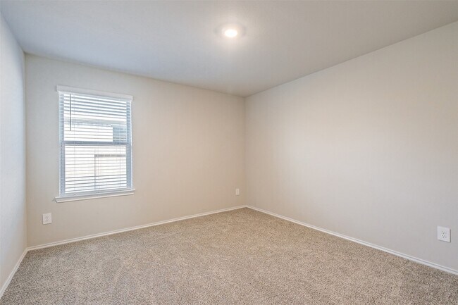 Building Photo - 14668 Blackbrush Mnr