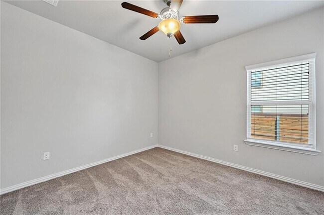 Building Photo - 8717 Blaze Dr