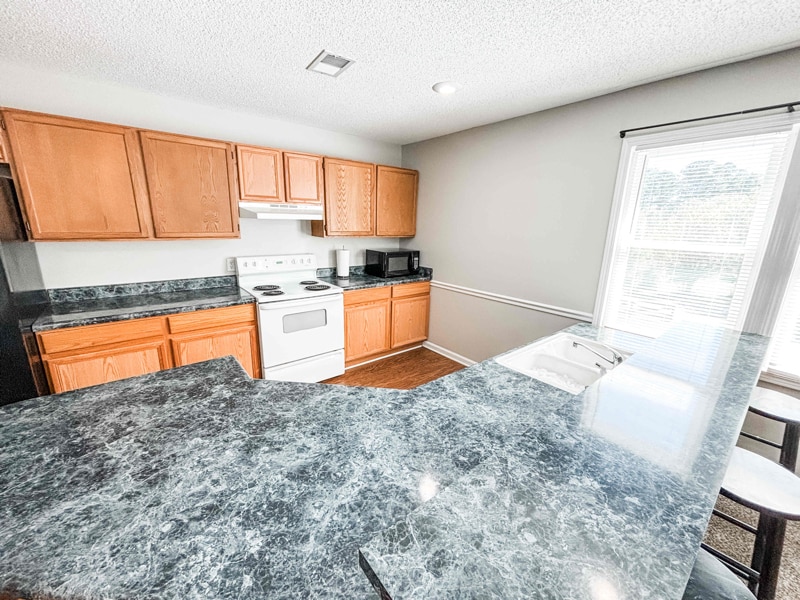Building Photo - 411 Jeffords Rd