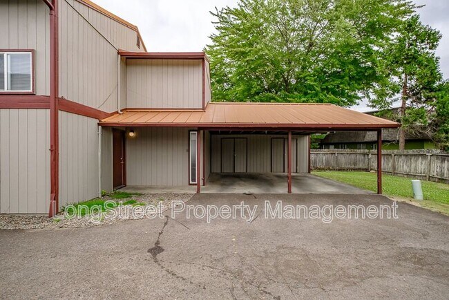 Building Photo - 1950 NW Hayes Ave