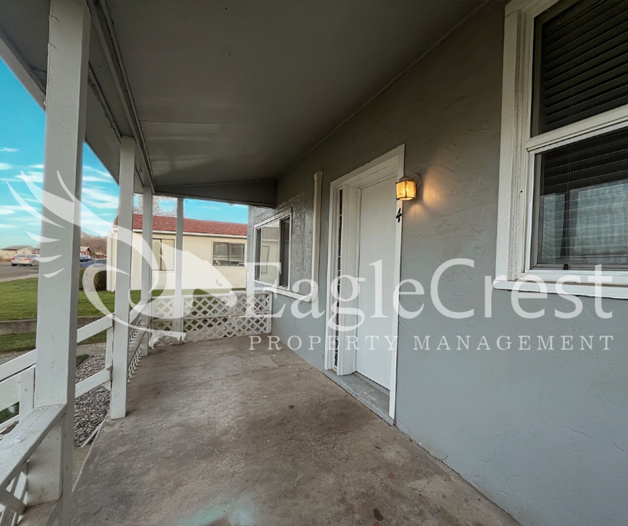 Building Photo - SKYWAY