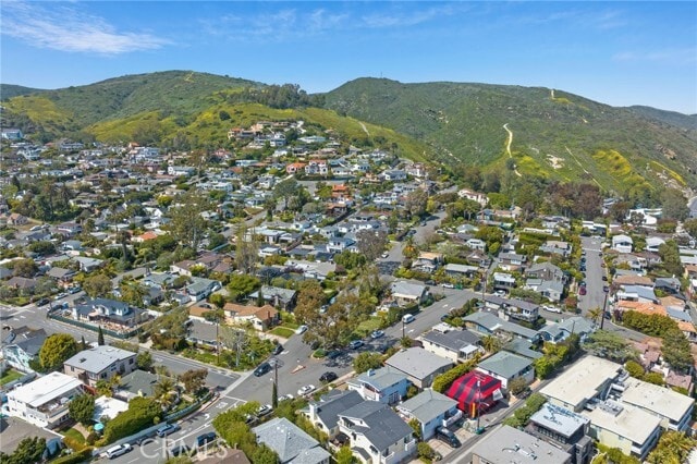 Building Photo - 215 Monterey Dr