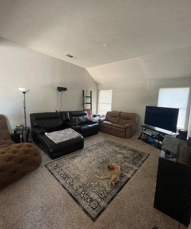 Building Photo - 2824 Thorncreek Ln