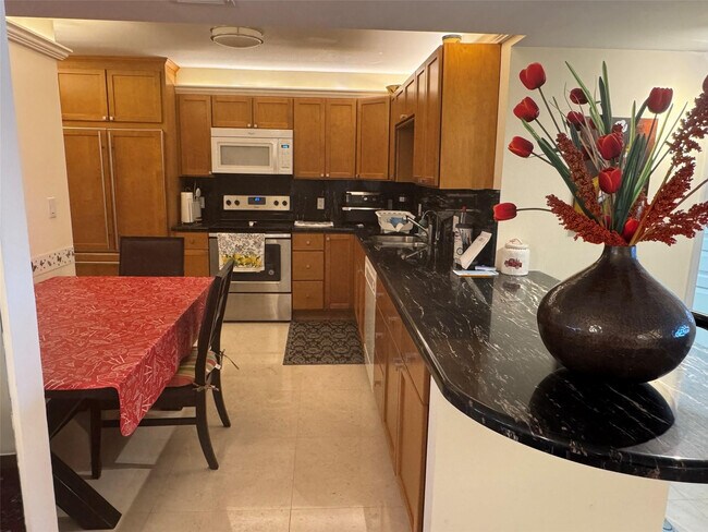 Building Photo - 5000 N Ocean Dr