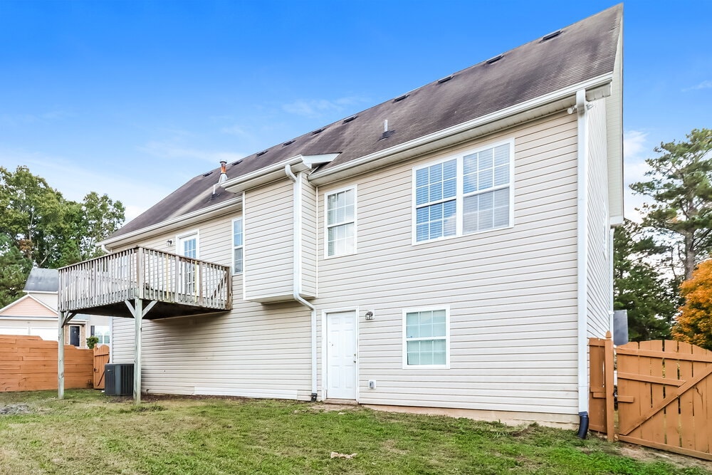 Building Photo - 106 Providence Way