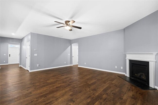 Building Photo - 407 Aviary Ln